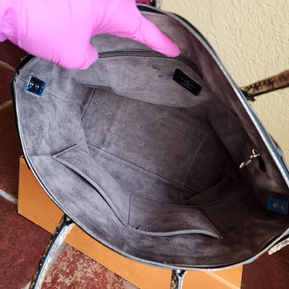 💕 Louis vuitton lockit pm black python - Picture 2 of 10